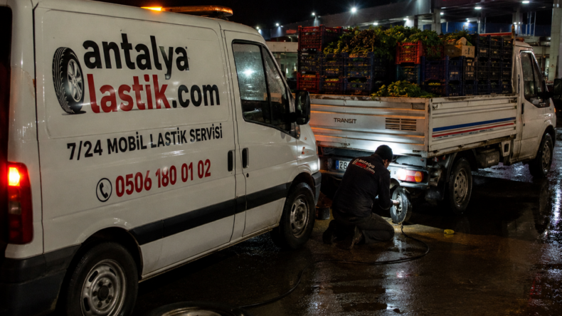 Antalya Sebze Hali Mobil Lastikçi